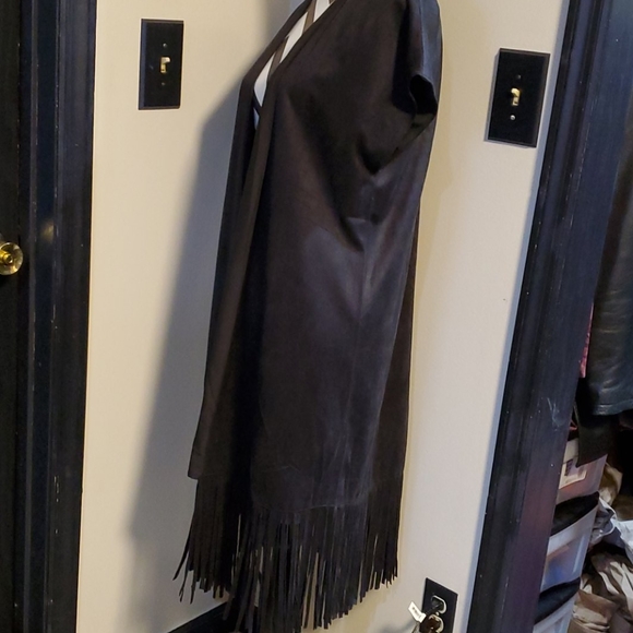 Duster - Picture 4 of 6